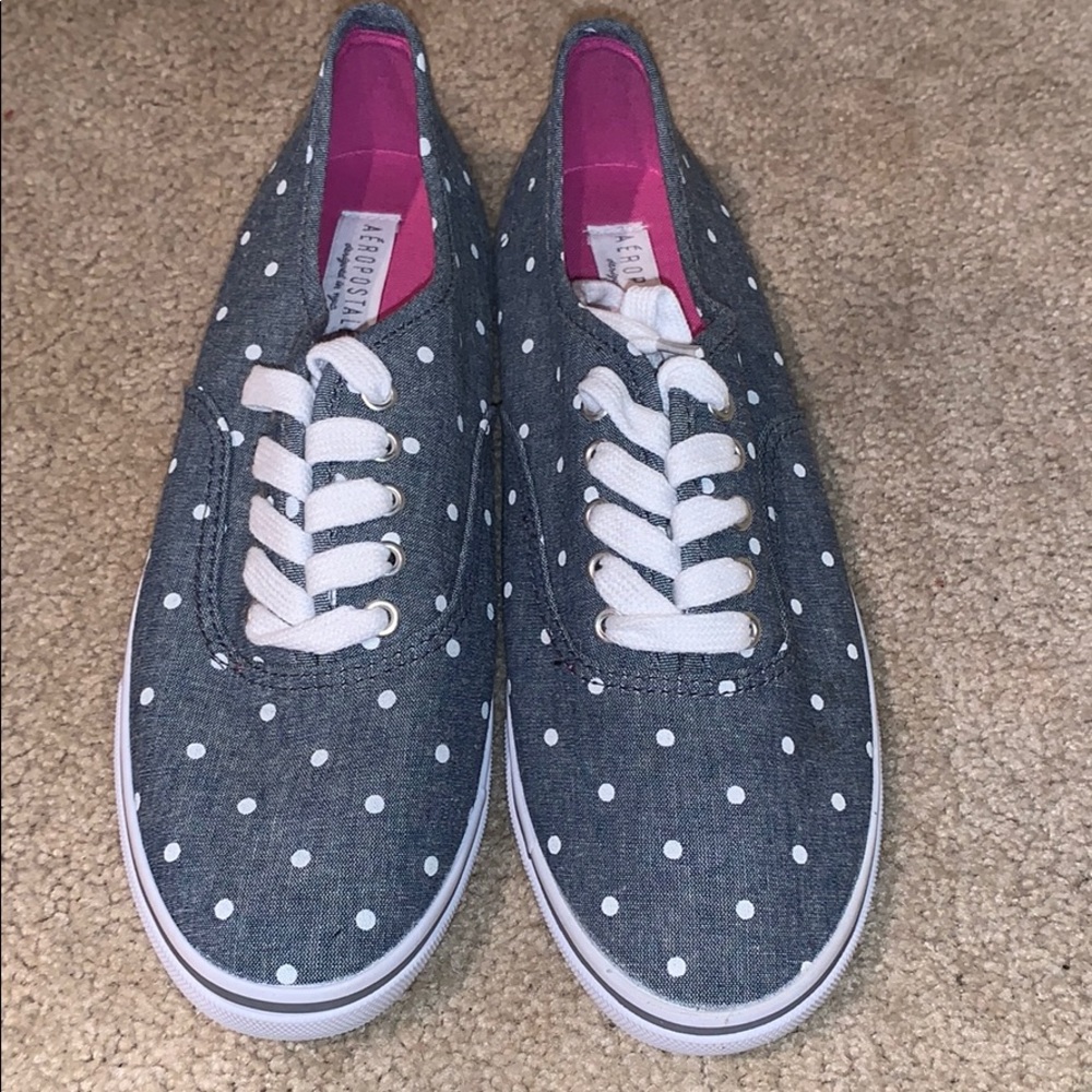 Aeropostale tennis shoes